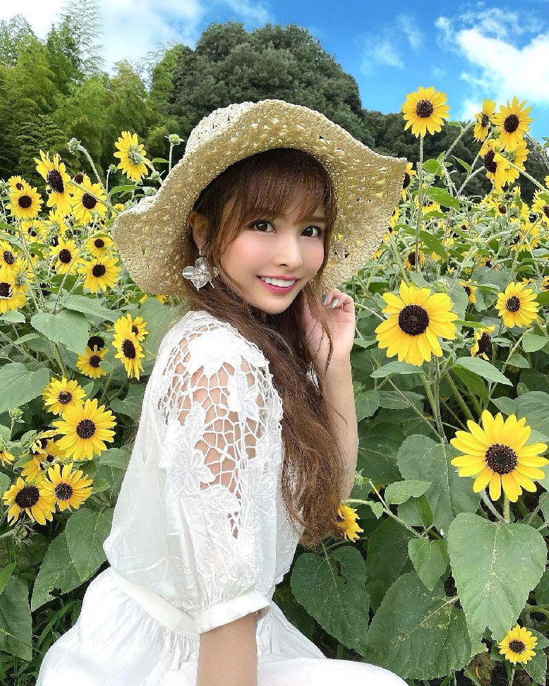 A2076 照片1050张 视频28个 日本 气质型高颜值美女 生活日常 旅游 没事 有性感自拍照