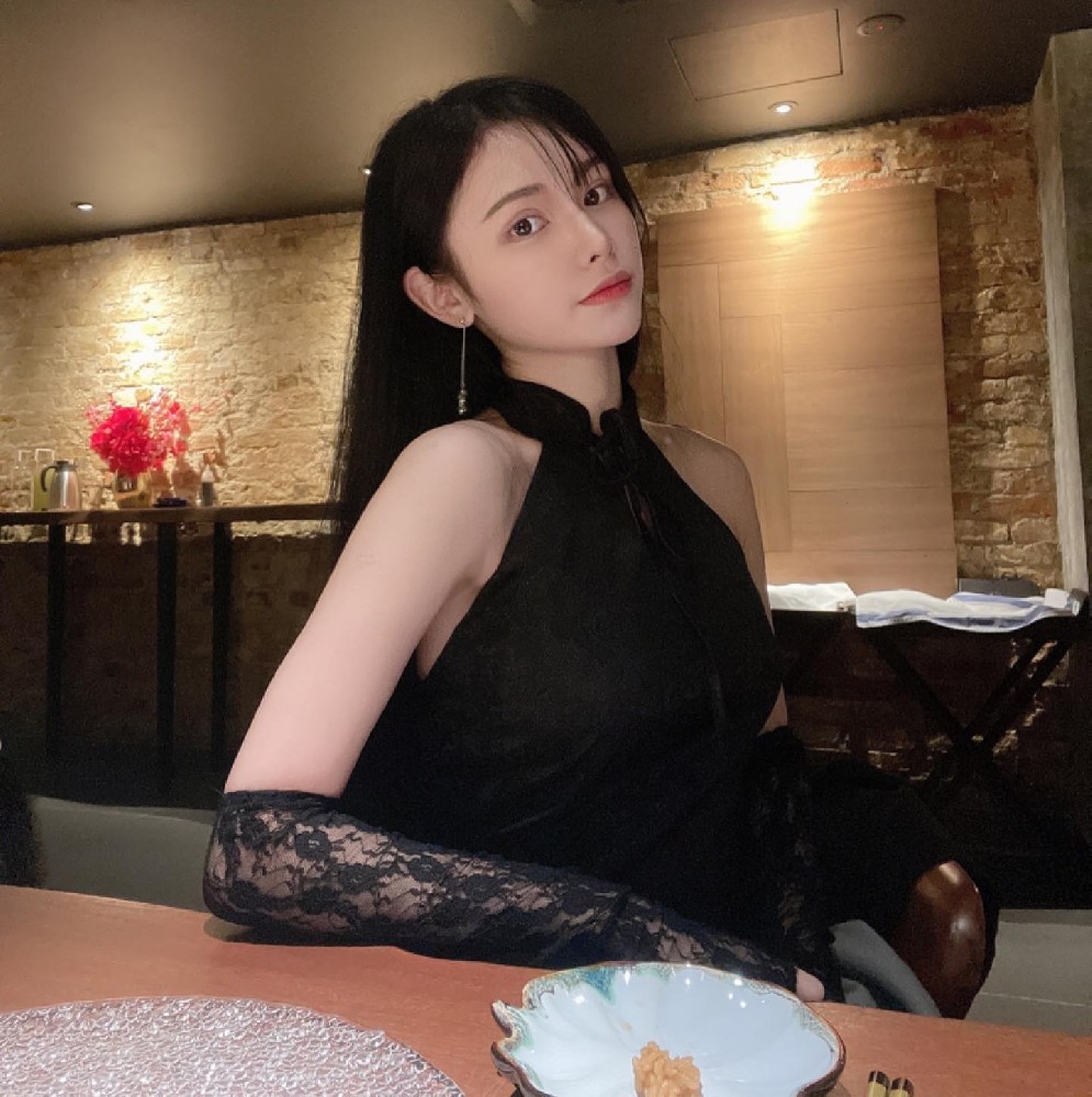 A2169 照片447张 视频13个 马来西亚 气质美女 生活日常 旅游 性感照 瑜伽 比基尼 各国旅游 曝光度低