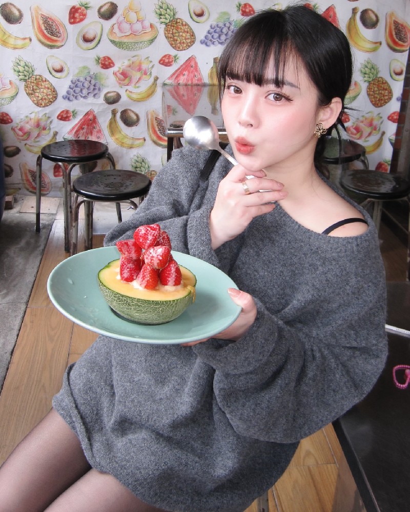 A2170 照片3966张 视频78个 台湾 美容师 生活日常 旅游 自拍多