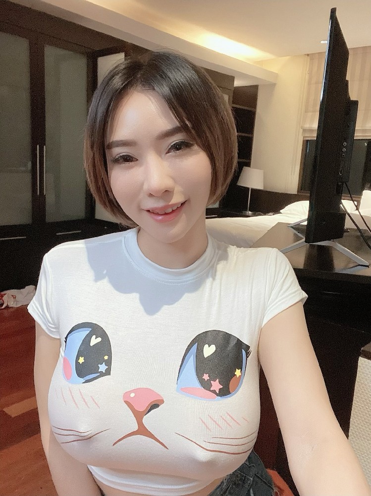 G183 照片1040张 视频363个 同人私密 高颜值成熟少妇 熟女 美女 大尺度