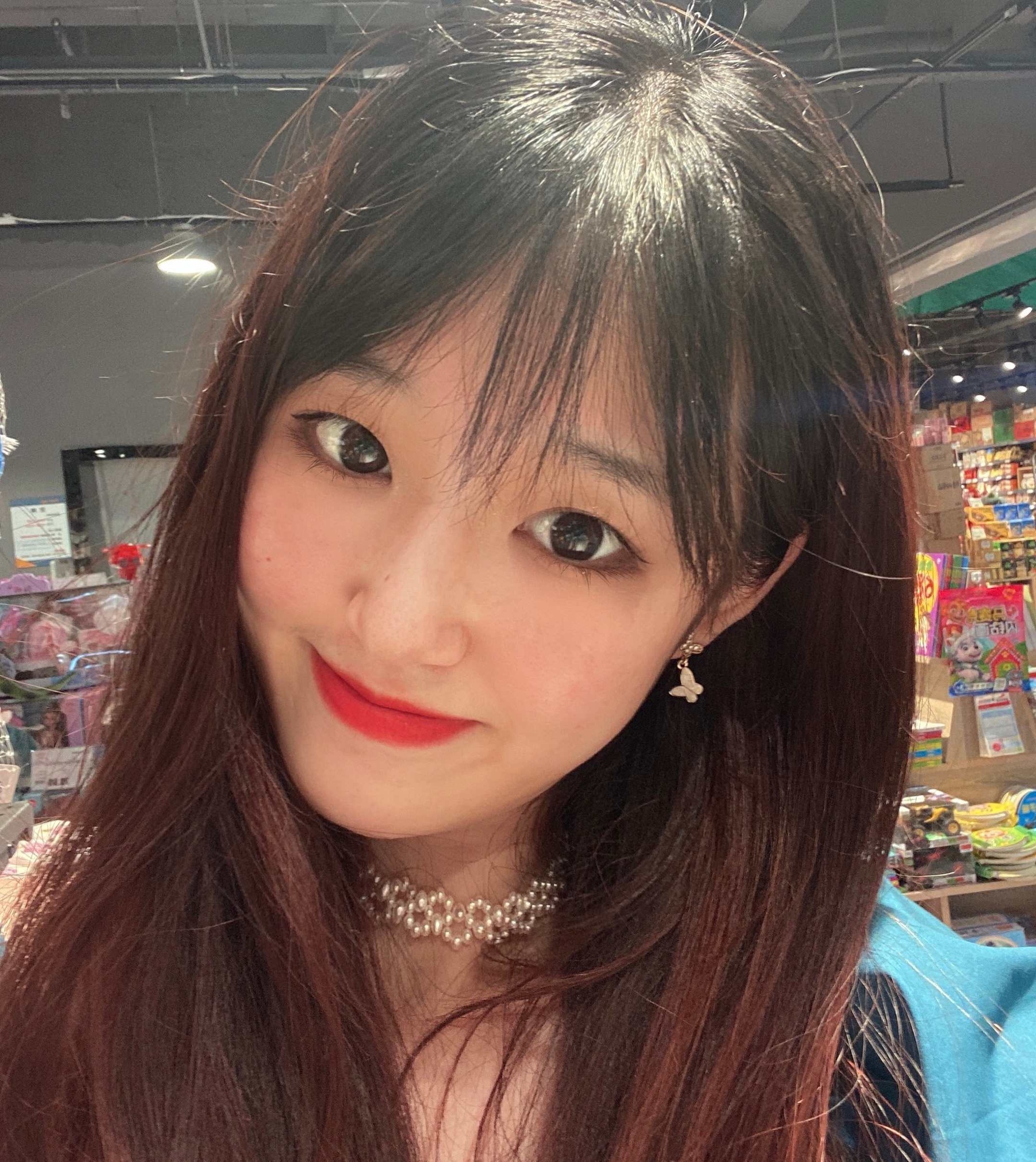 A1166 照片1535张 视频505个 中国女 少女 学生 校服 真实 户外日常 自拍较多 镜子自拍 穿搭 旅游 居家日常 生活场景丰富 视频包含实况Live 曝光度低